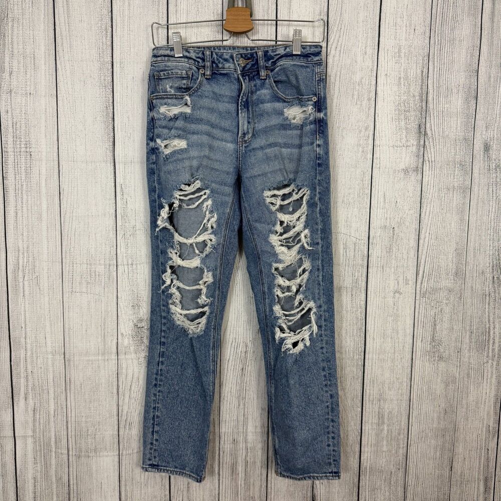 American Eagle Women's Size 6 Regular Blue Denim Mid Rise Distressed Mom Jeans